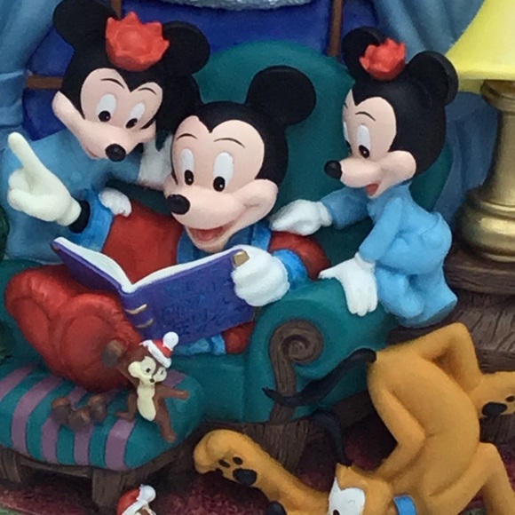 Vintage 1994 Three D Mickey Mouse Plate - Picture 7 of 13